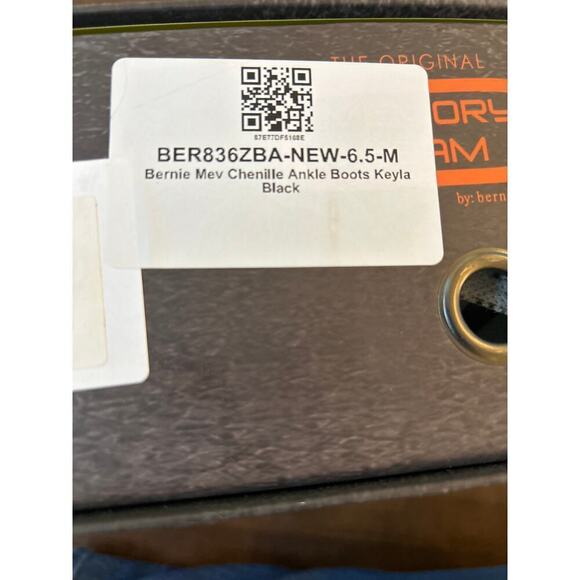 Bernie Mev Chenille Ankle Boots - Keyla in Black Size 6.5 EU 37 - Picture 7 of 7